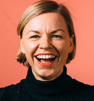 Christine Bleks ChrisTine Bleks<br /> Yogalehrerin, Sozialunternehmerin