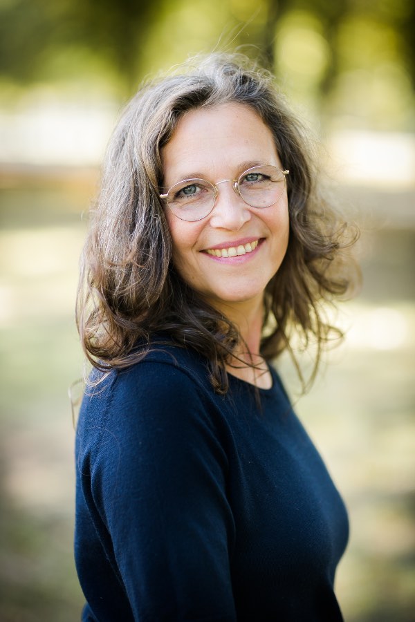 mbsr-lehrerin-kirsten-tofahrn Kirsten Tofahrn, Diplom Kunsttherapeutin, Heilpraktikerin für Psychotherapie (VFP), MBSR-Lehrerin (MBSR-Verband)<br /><br />